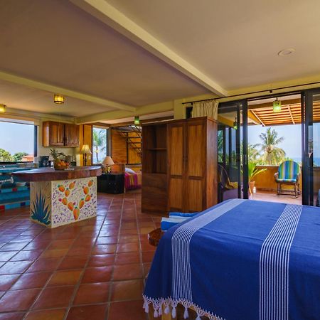 Hotel Casamar Suites Puerto Escondido  Exterior photo